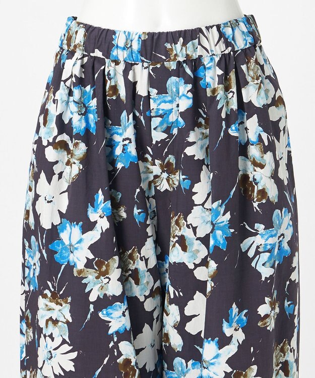 23区 【GOLD LABEL】ペインティングフラワープリント ワイドパンツ ブラック系5