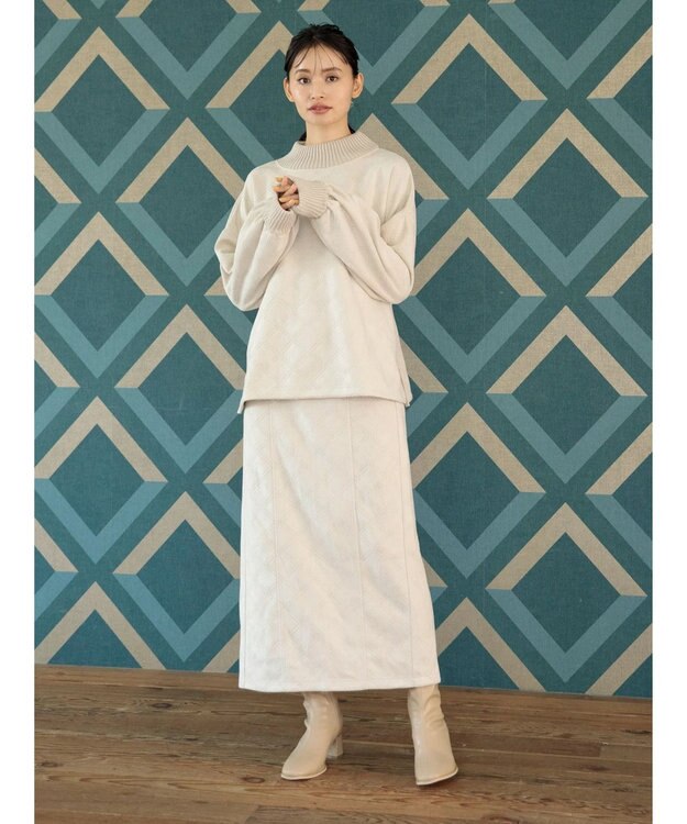 Green Parks ・ＥＬＥＮＣＡＲＥ　ＤＵＥ　エンボスプルオーバー Ivory