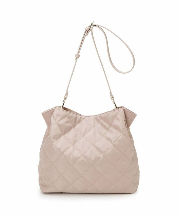 TOPKAPI 【TREASURE TOPKAPI】キルティング アクリルチェーン付 トート バッグ ペールベージュ