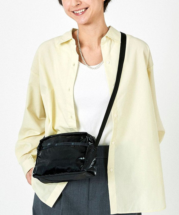 DANIELLA CROSSBODY/ブラックシャイン / LeSportsac