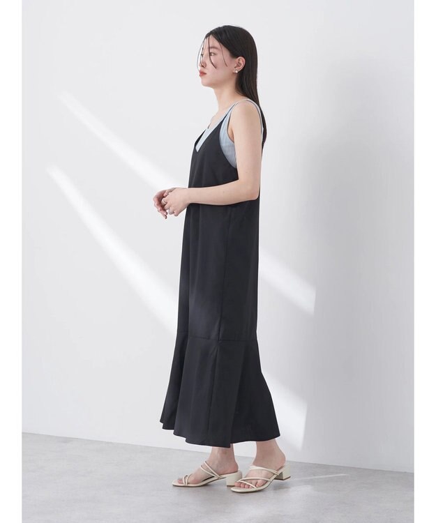 earth music&ecology Ｖネック裾切替キャミワンピース Black