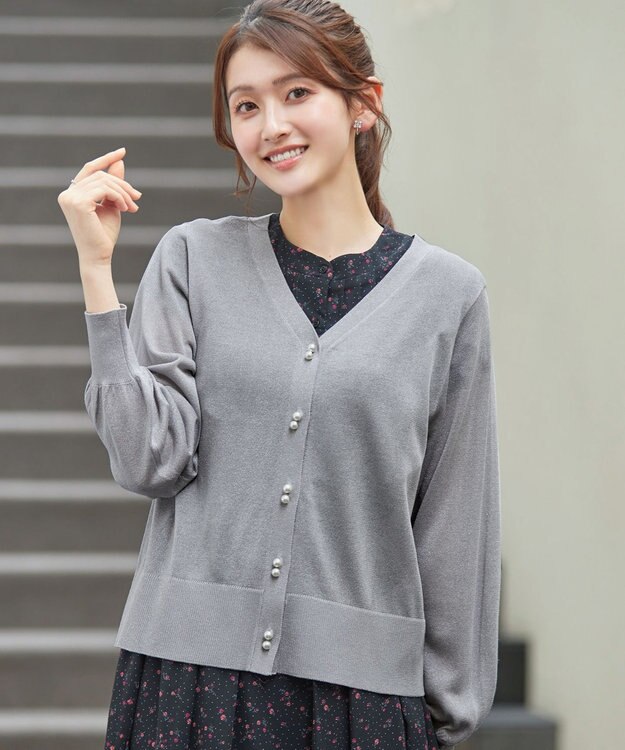 Tiaclasse ラメシアー天竺パールボタンカーディガン グレー