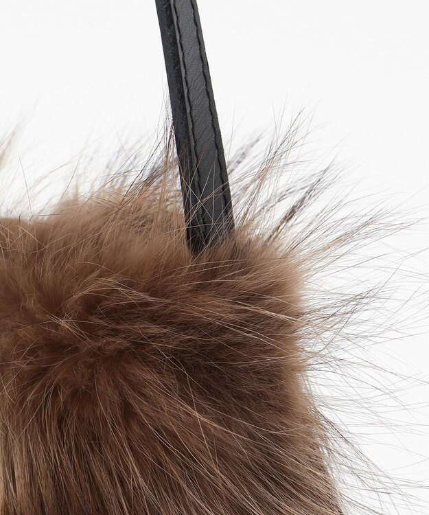 23区 【CLASSY.1月号掲載】VIOLAd'ORO FITCH ファー ショルダー バッグ ダークブラウン系