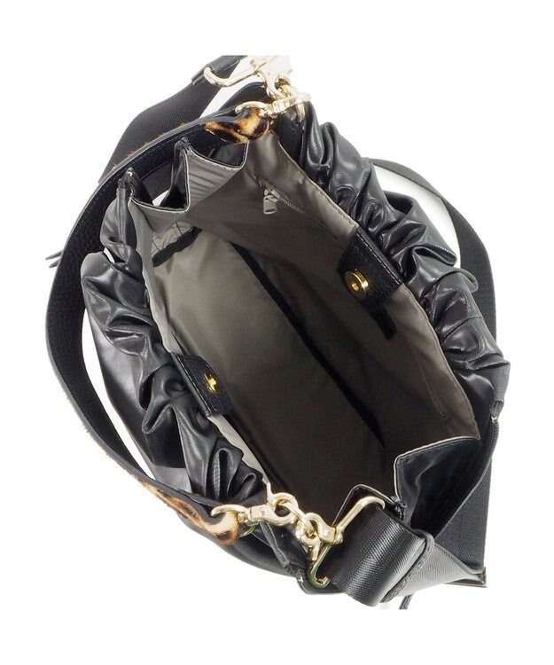 PELLE BORSA ミドルサイズショルダー W Face 4658 チアーズ ブラック