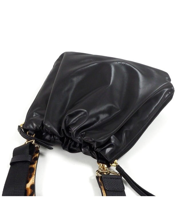 PELLE BORSA ミドルサイズショルダー W Face 4658 チアーズ ブラック