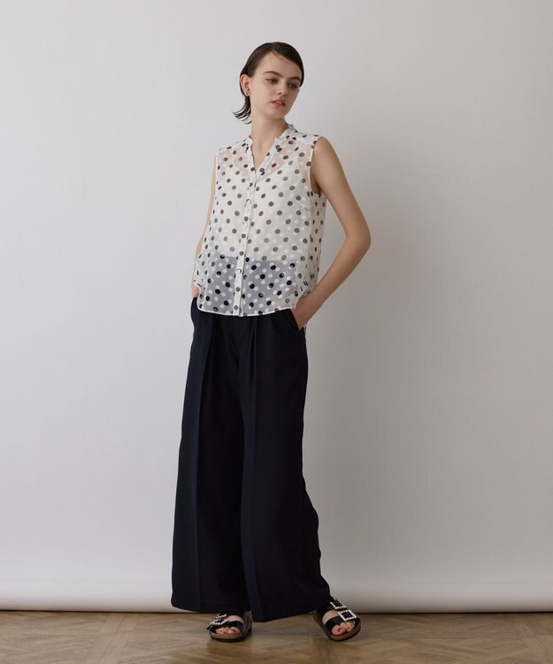 GRACE CONTINENTAL ドットオパールボウタイノースリーブ ホワイト