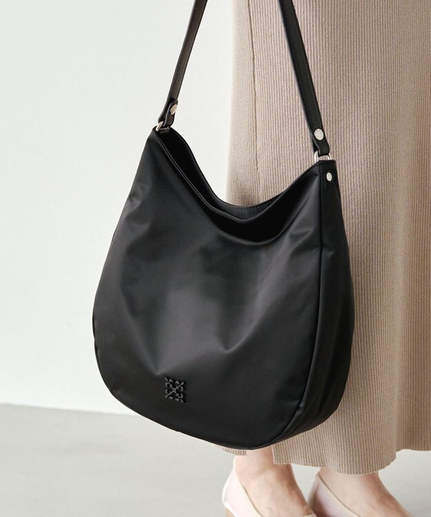 russet クラウズナイロン 縦長2WAYショルダーバッグ(CE-1623) Black