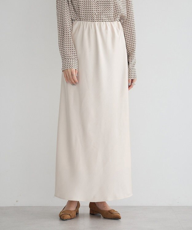 YECCA VECCA サテンフレアスカート Ivory
