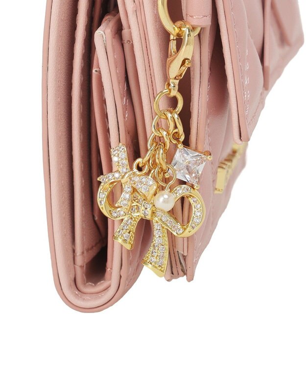Maison de FLEUR リボンチャームキルティングプチウォレット Pink