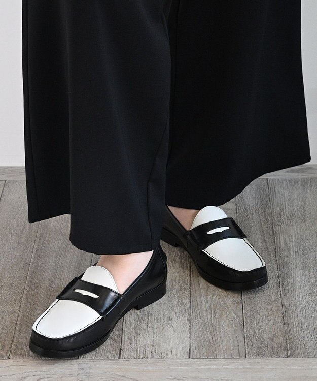 APOM 本革ペニーローファー 25 ブラック×ホワイト