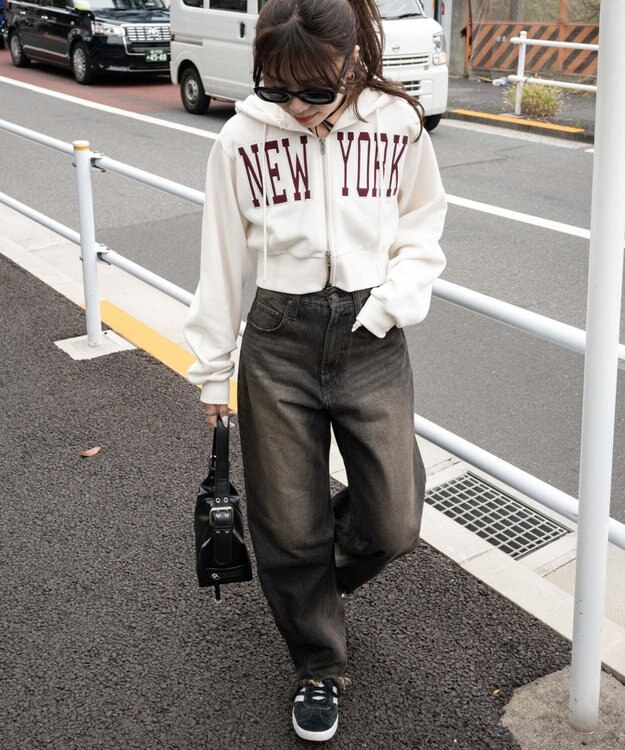 WEGO NEWYORK裏起毛ZIPパーカー ホワイトアイボリー