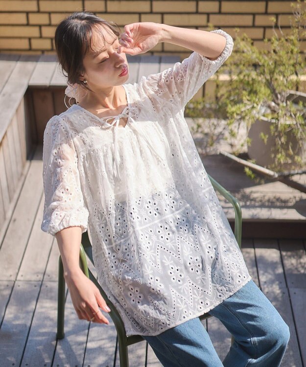 earth music&ecology パフスリーブ楊柳刺繍チュニック White