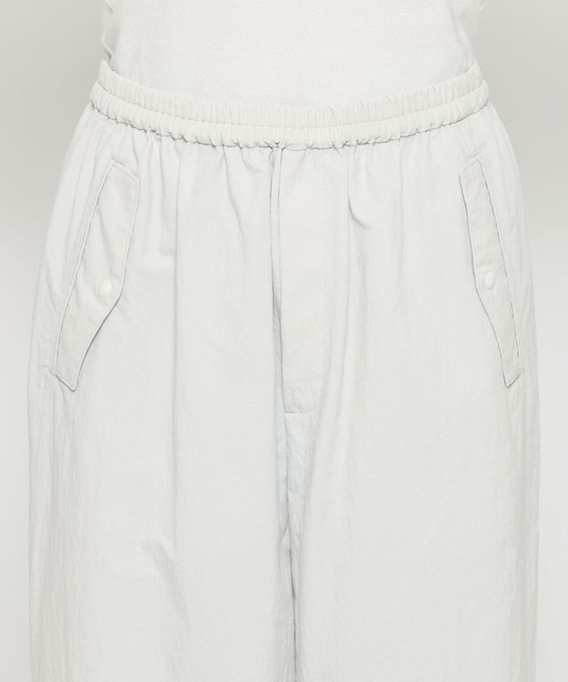 uncrave ライトプルーフナイロン パラシュートパンツ グレージュ