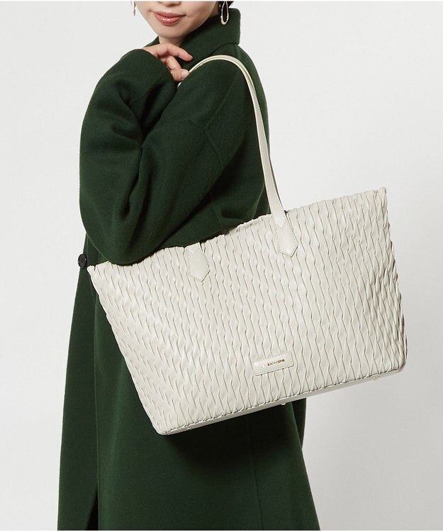 LA BAGAGERIE ランダムプリーツトートバッグ アイボリー