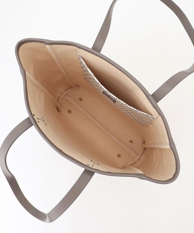 自由区 【カタログ掲載】モノグラムロゴトート バッグ ホワイト