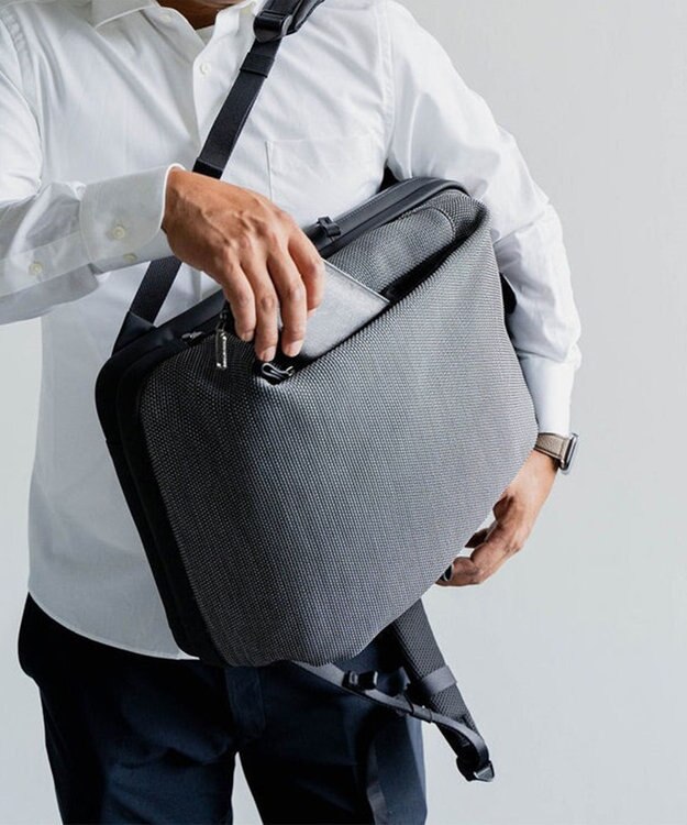 Atelier nuu Tondo fit ダレスバッグパック グレー