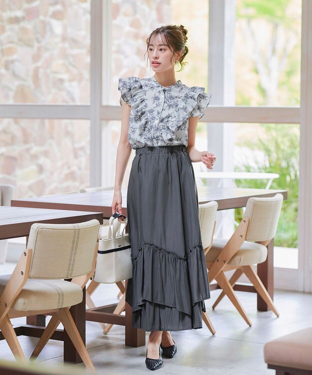 Tiaclasse 【新色追加・洗える】花柄フリルシャツブラウス グレー