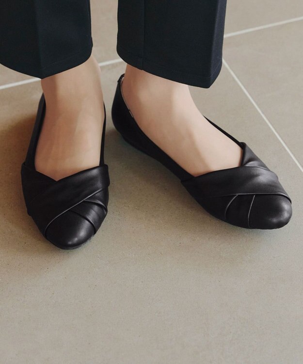 Tiaclasse 【安田美沙子さん/小倉優子さん着用】捻りデザインパンプス ブラック