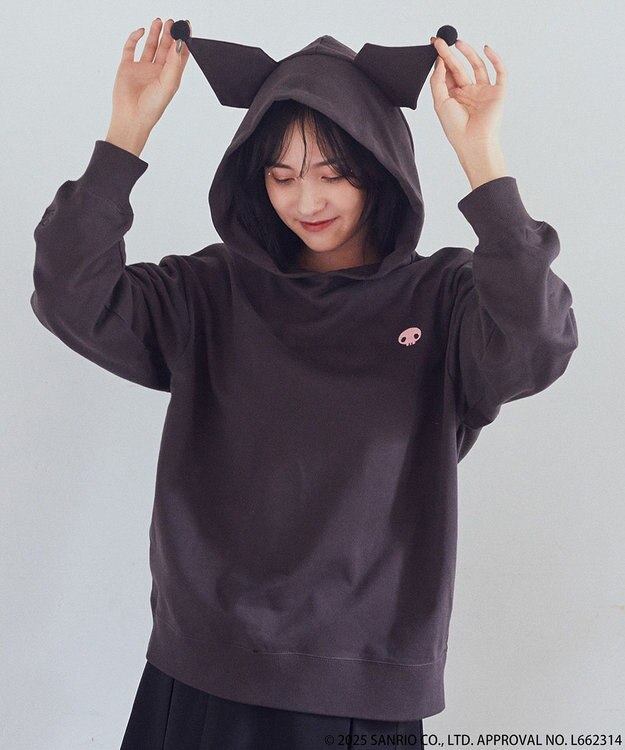 earth music&ecology マイメロディ＆クロミ／ｅａｒｔｈ　耳付きフーディー Charcoal Gray