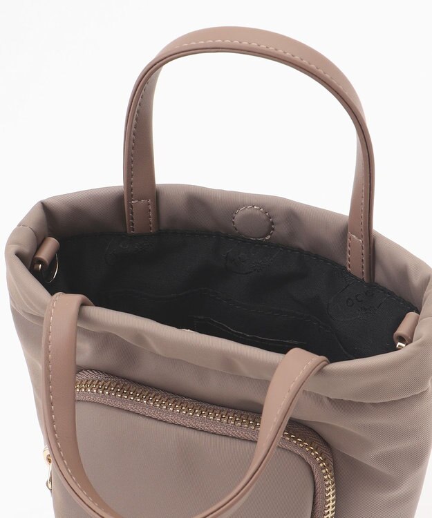 TOCCA 【撥水】COLLIS NYLON MULTIBAG マルチバッグ [新色]ベージュ系