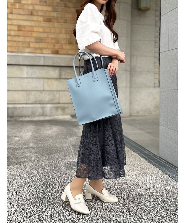 LA BAGAGERIE 【MONICA】アコーディオンスクエアトートM ブルー