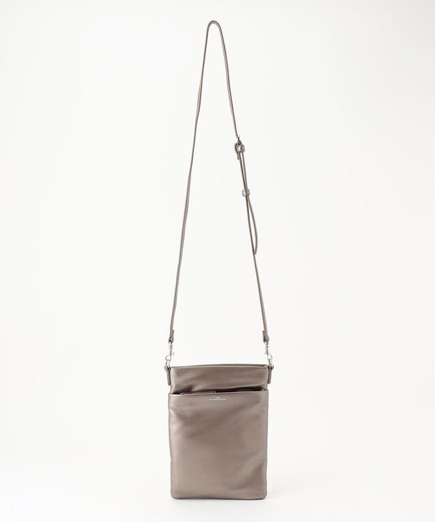 LA BAGAGERIE シープレザー　スクエアポシェット ガンメタリック