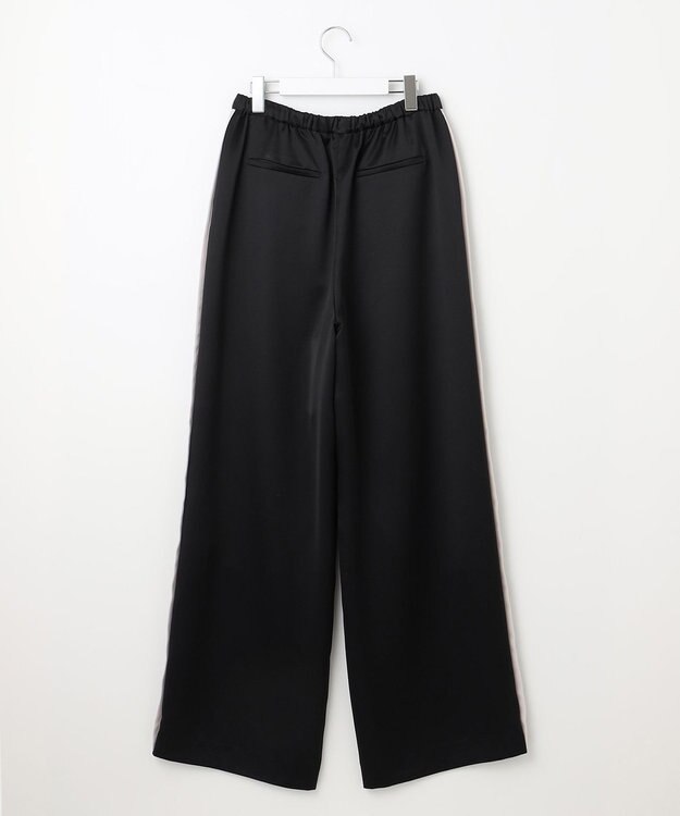 23区 S 【SLOW/一部店舗限定】ブライトサテン ライン パンツ ブラック系