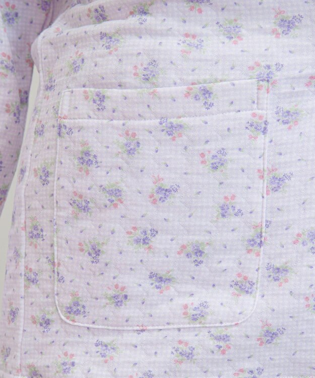 Wing 【数量限定　特別価格】 パジャマ 長袖 長ズボン 綿混(本体) キルトニット素材 保温性 あたたかい 前開きタイプ 丸首 小花柄 レディース EP6913 ウイング／ワコール パープル