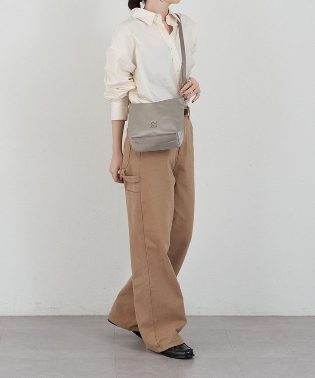 russet シンプルショルダーバッグ【クラウズナイロン】(CE-1467) Gray