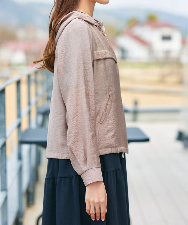 Tiaclasse シアーフードパーカー ベージュ