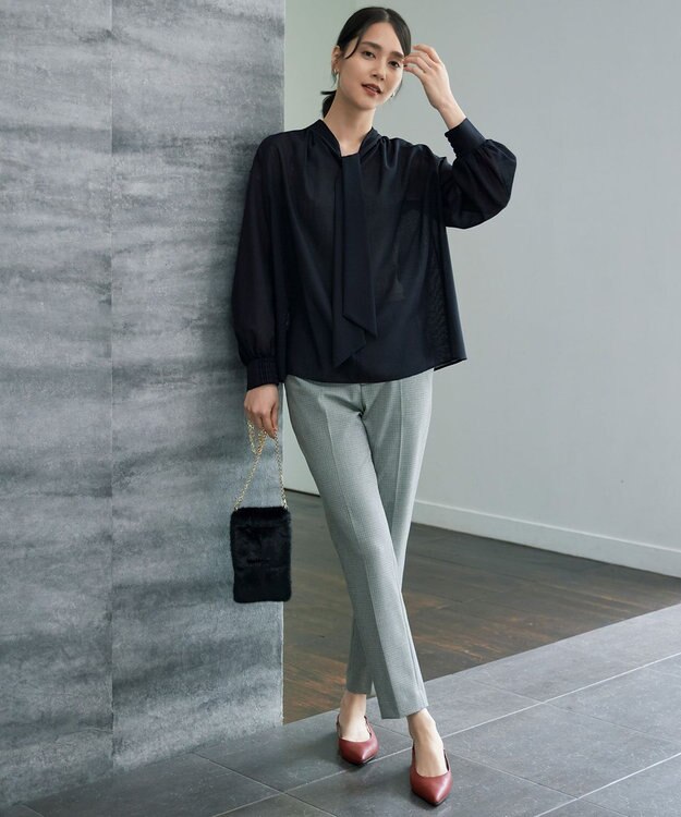 自由区 【セットアップ対応・洗える】ハイツイストビエラボウタイ ブラウス ネイビー