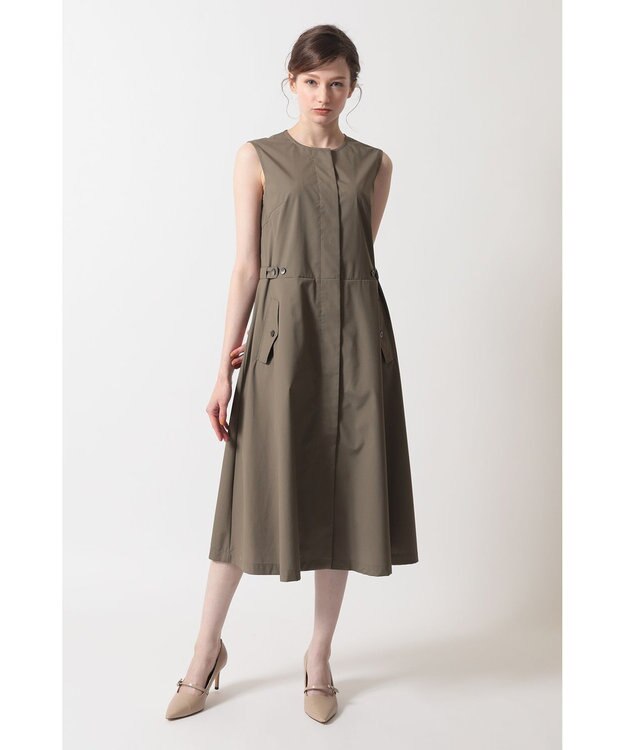 DAKS エレガントノースリーブドレス グリーン