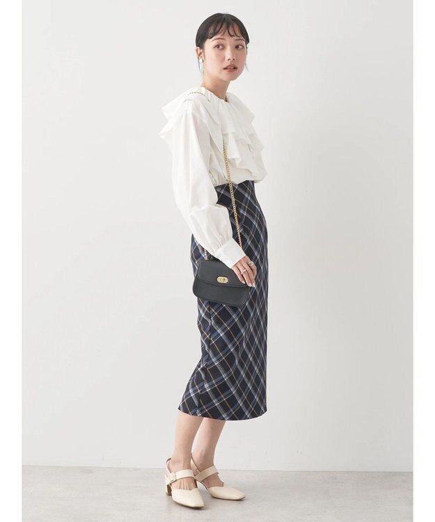 earth music&ecology ラッフルフリルチュニックブラウス Off White