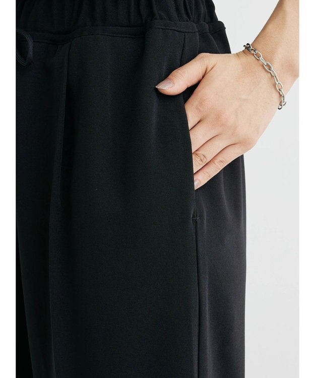 Green Parks イージーウエストセンタープレスストレートパンツ Black