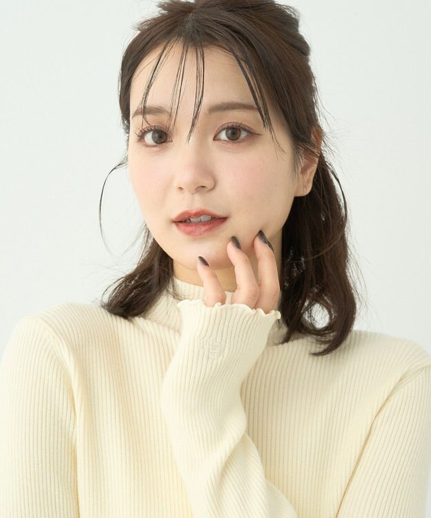 earth music&ecology 袖口刺繍リブニットプルオーバー Ivory