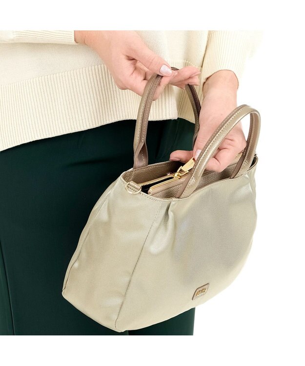 IBIZA プリード　ナイロン　2WAYバッグ アイボリー