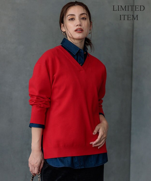 23区 L 【Lサイズ限定】ヴィスコースストレッチ Ｖネック ニット レッド系