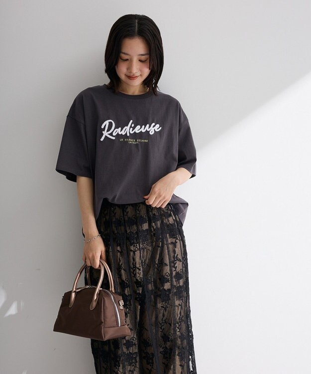 Green Parks さがら刺繍Ｔシャツ Charcoal Gray