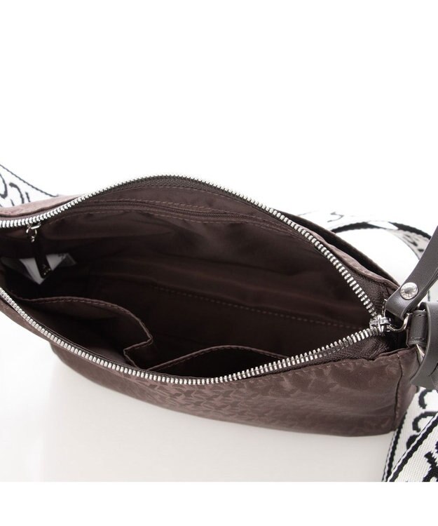 Y'SACCS モノグラム×リサイクルレザー スクエアショルダー チョコ