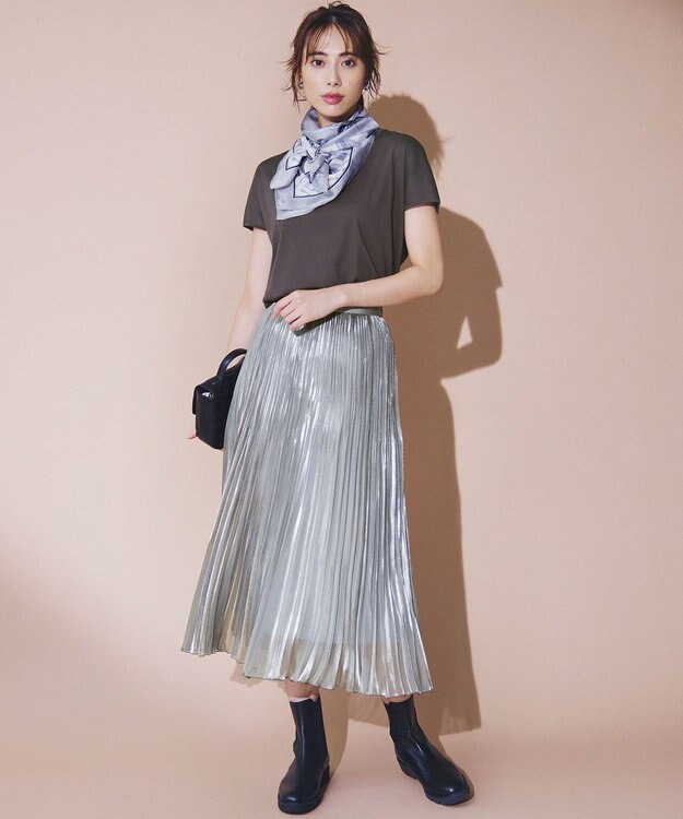 23区 L シャイニー プリーツスカート シルバー系