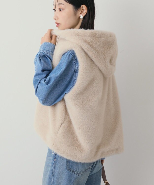 AMERICAN HOLIC フードファーベスト Light Beige