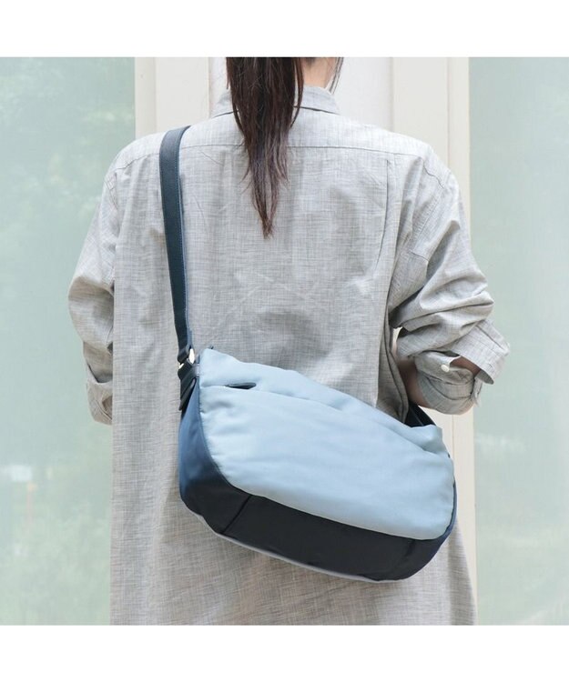 Regalo Felice 【ペットボトルもしまえる / 撥水】ショルダー / REGALO BL(ブルー)