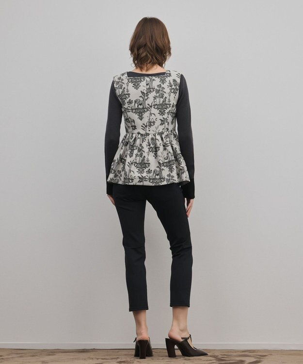 GRACE CONTINENTAL アニマルジャガードペプラムベスト キナリ