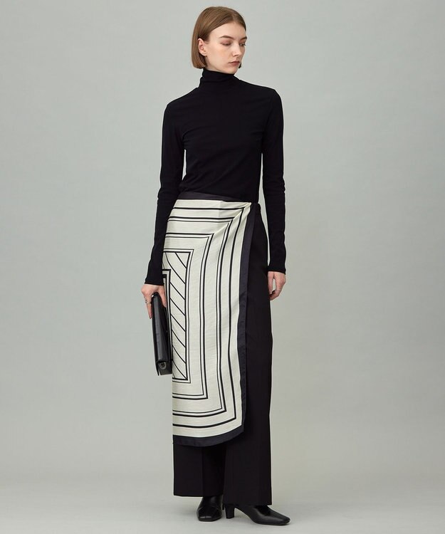 ICB BOXストライプパターンスカーフ ブラック系