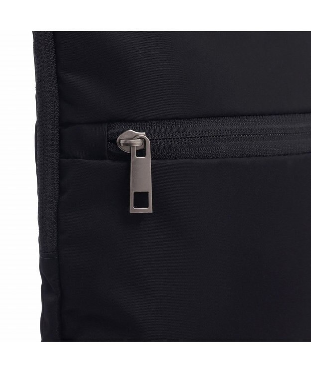 ACE BAGS & LUGGAGE ace. エース PCケース 13.3インチPC対応 タテ型 11171 ブラック