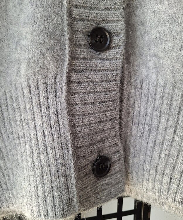 TOQUE 〈大草直子さんアドバイザー〉ベビーアルパカ×ウール縮絨ニットカーディガン グレー