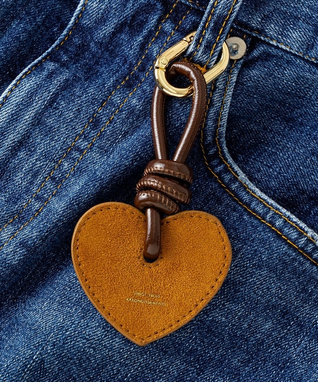 23区 【WEB&一部店舗限定】ハート チャーム キャメル×ダークブラウン