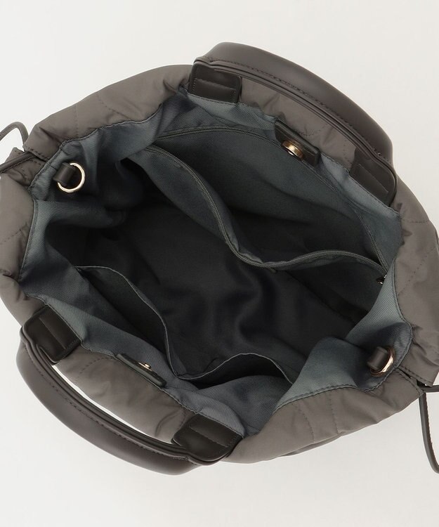 自由区 パディングキルトドロスト バッグ カーキ