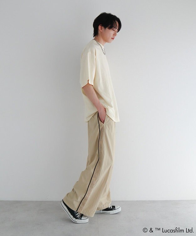 Green Parks ＳＴＡＲ　ＷＡＲＳ／グラフィック半袖ＢＩＧＴＥＥ Cream