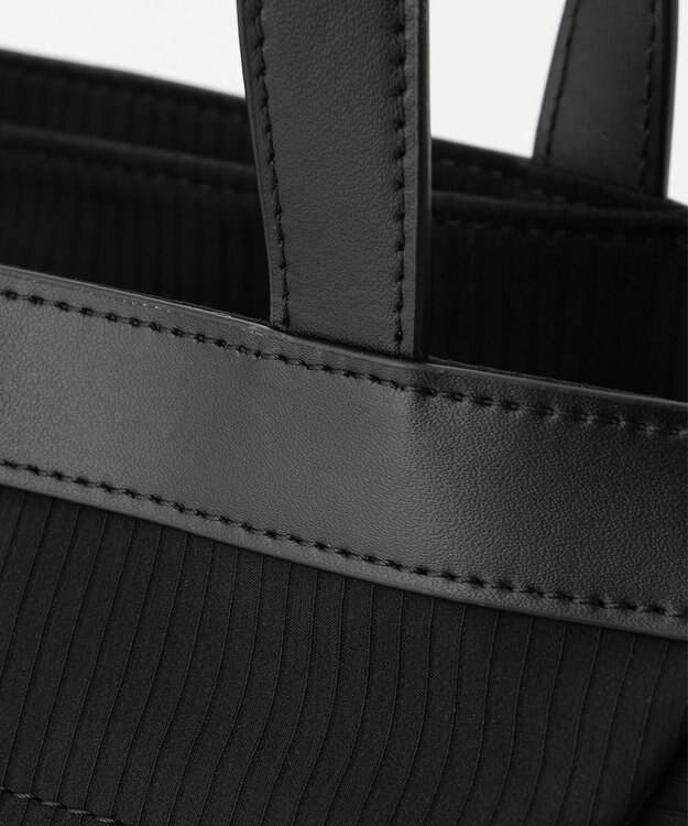 Y'SACCS コーデュロイライクナイロントート ブラック